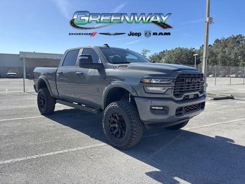 Ceramic Gray Clearcoat 2026 RAM 2500 Big Horn Crew Cab 4x4 6'4' Box