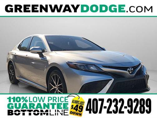 2022 Toyota Camry SE