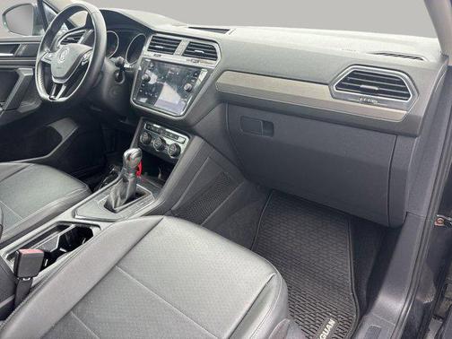 2019 Volkswagen Tiguan 2.0T SE