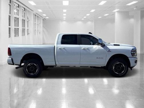 2025 RAM 2500 Laramie Crew Cab 4x4 6'4' Box