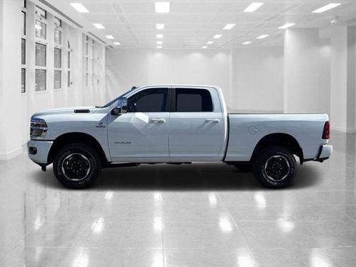 2025 RAM 2500 Laramie Crew Cab 4x4 6'4' Box