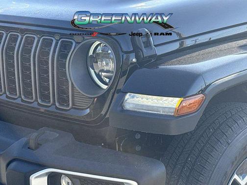 2026 Jeep Gladiator Sahara 4x4