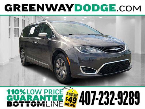 2017 Chrysler Pacifica Hybrid Platinum