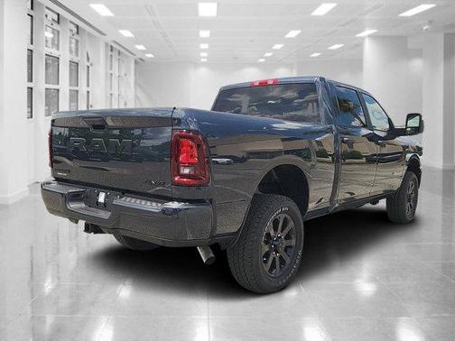 2025 RAM 2500 Big Horn Crew Cab 4x4 6'4' Box