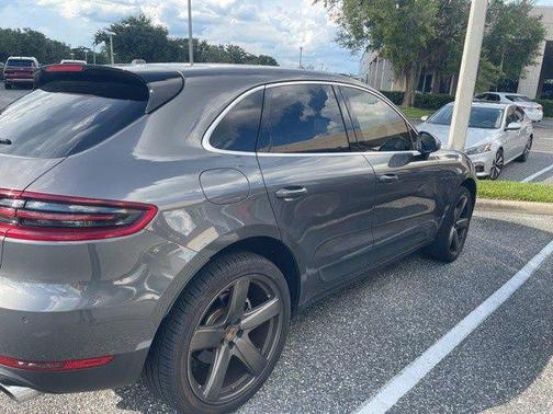 2015 Porsche Macan S