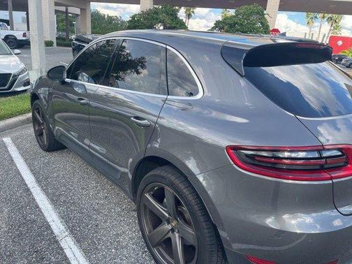 2015 Porsche Macan S