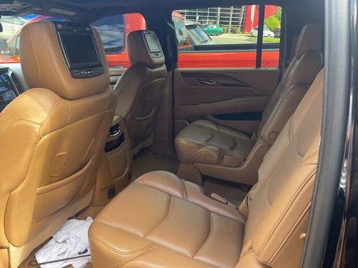 2017 Cadillac Escalade ESV Platinum