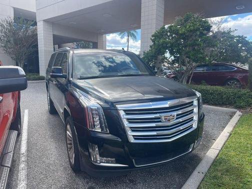 2017 Cadillac Escalade ESV Platinum