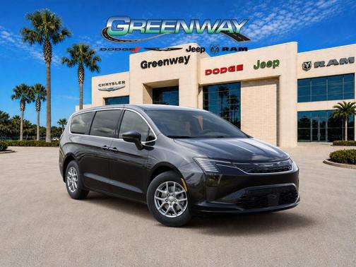 Diamond Black Crystal Pearlcoat 2027 Chrysler Pacifica L