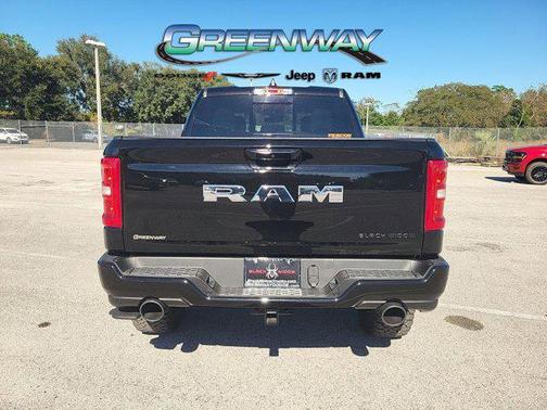 Diamond Black Crystal Pearlcoat 2026 RAM 1500 Big Horn/Lone Star