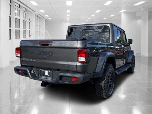 2025 Jeep Gladiator High Tide