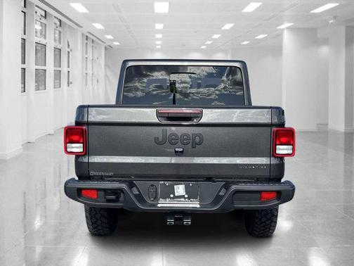 2025 Jeep Gladiator High Tide