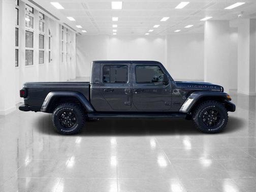 2025 Jeep Gladiator High Tide