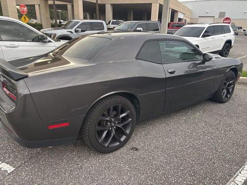 2020 Dodge Challenger SXT
