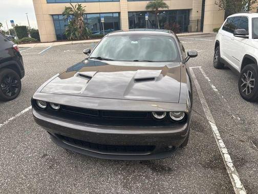 2020 Dodge Challenger SXT