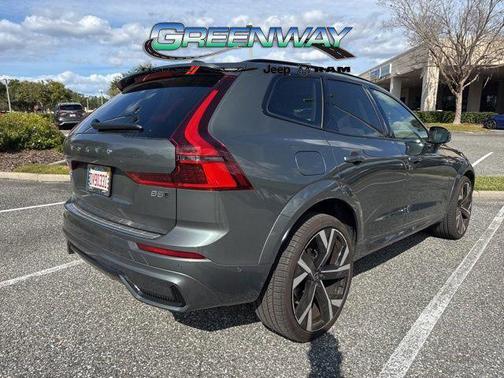2026 Volvo XC60 B5 Ultra