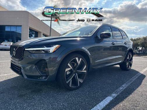 2026 Volvo XC60 B5 Ultra