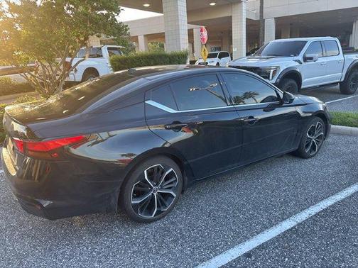 2024 Nissan Altima SR FWD