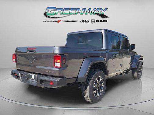 2026 Jeep Gladiator Sahara 4x4