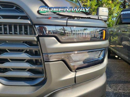 2026 RAM 2500 Tradesman Crew Cab 4x4 6'4' Box