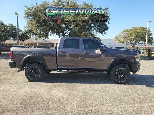 2026 RAM 2500 Tradesman Crew Cab 4x4 6'4' Box