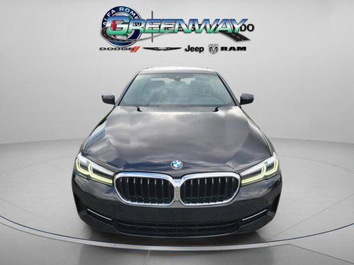 2023 BMW 530 i