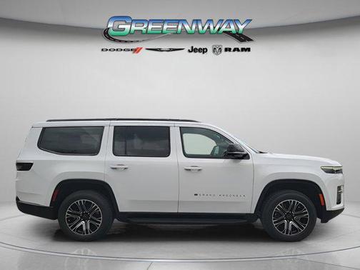 2026 Jeep Grand Wagoneer 4x2