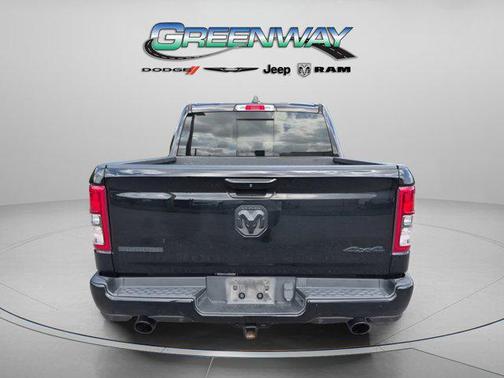 Diamond Black Crystal Pearlcoat 2020 RAM 1500 Big Horn/Lone Star