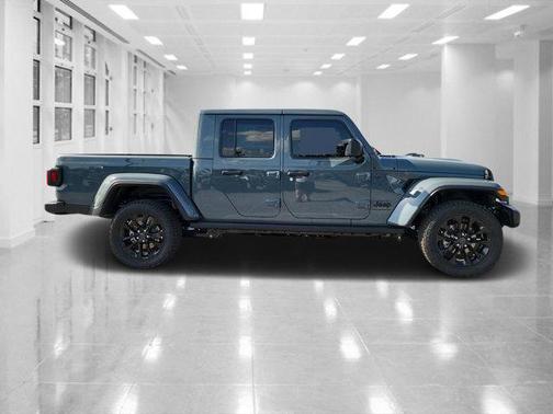 2025 Jeep Gladiator Nighthawk