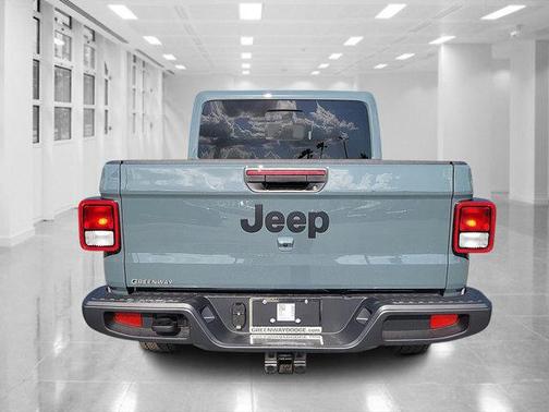 2025 Jeep Gladiator Nighthawk