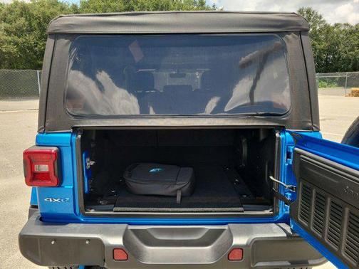 2022 Jeep Wrangler Unlimited 4xe Sahara