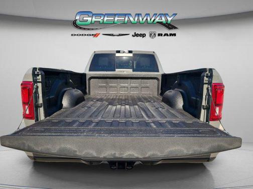 2026 RAM 3500 Laramie Crew Cab 4x4 8' Box