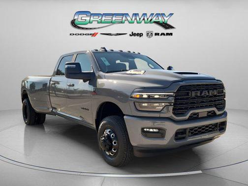 2026 RAM 3500 Laramie Crew Cab 4x4 8' Box