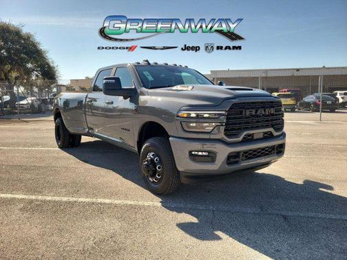 2026 RAM 3500 Laramie Crew Cab 4x4 8' Box