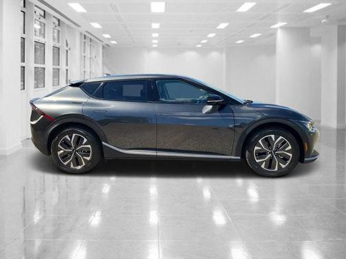 2024 Kia EV6 Light Long Range