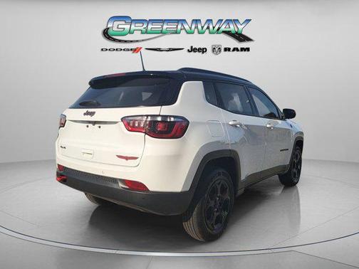 2023 Jeep Compass Trailhawk
