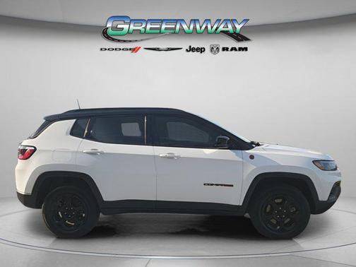 2023 Jeep Compass Trailhawk