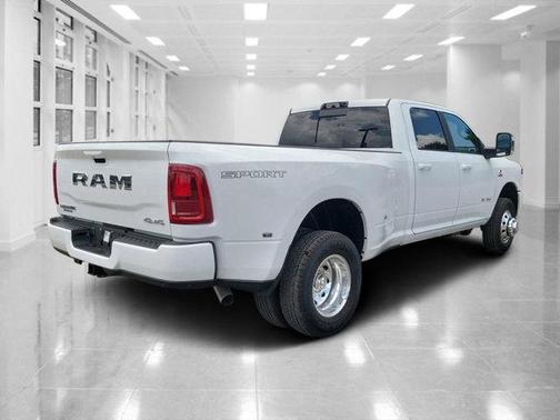 2025 RAM 3500 Laramie Crew Cab 4x4 8' Box