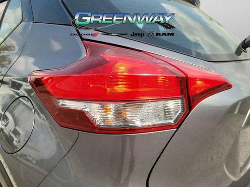 Gun Metallic 2020 Nissan Kicks SV