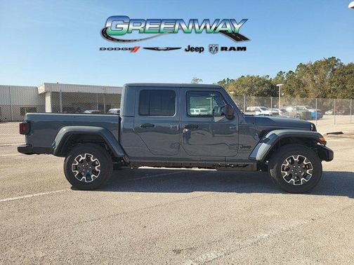 2026 Jeep Gladiator Sahara 4x4
