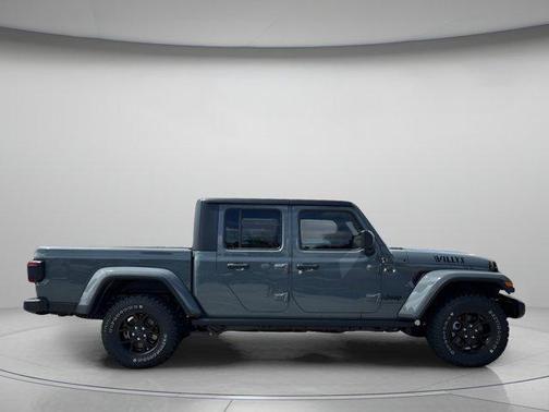 2025 Jeep Gladiator Willys