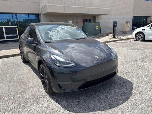 2024 Tesla Model Y Long Range Dual Motor All-Wheel Drive