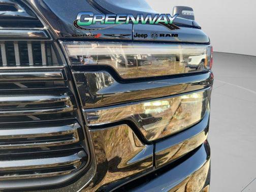 2026 RAM 3500 Laramie Crew Cab 4x4 8' Box