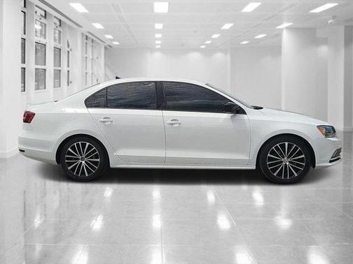 2016 Volkswagen Jetta 1.8T Sport