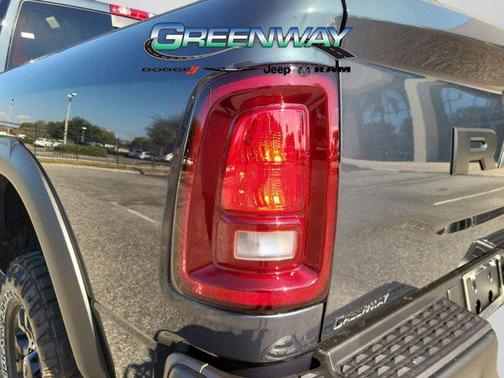 2026 RAM 2500 Tradesman Crew Cab 4x4 6'4' Box