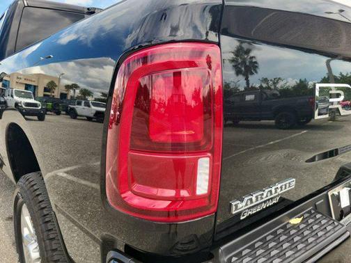 2025 RAM 2500 Laramie Crew Cab 4x4 6'4' Box