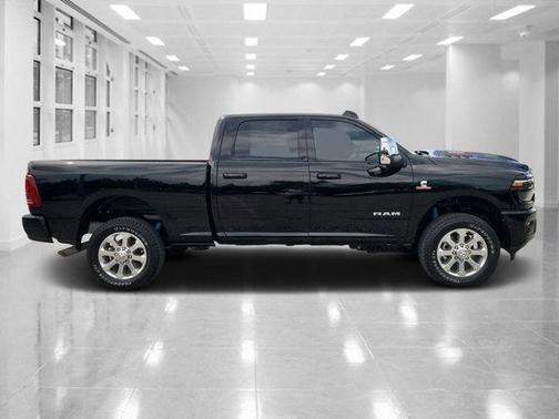 2025 RAM 2500 Laramie Crew Cab 4x4 6'4' Box