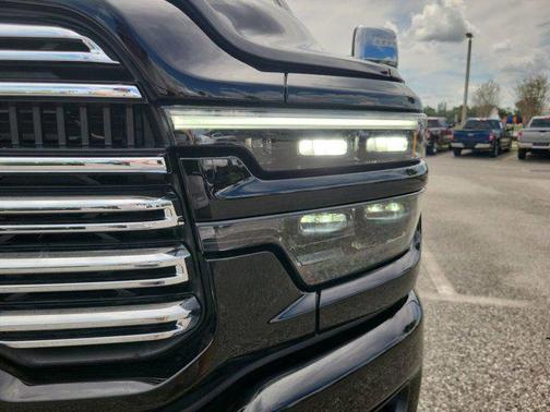2025 RAM 2500 Laramie Crew Cab 4x4 6'4' Box