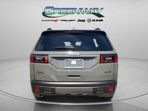 2026 Jeep Cherokee Laredo 4x4