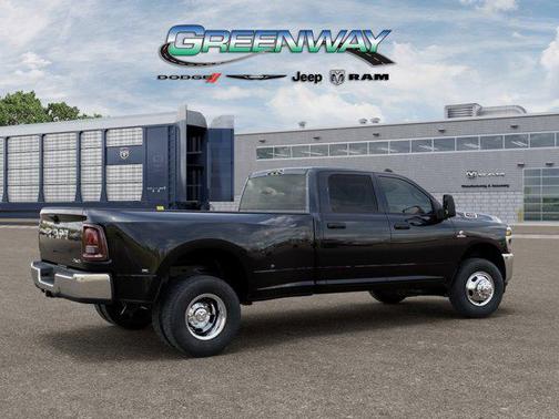 2026 RAM 3500 Tradesman Crew Cab 4x4 8' Box